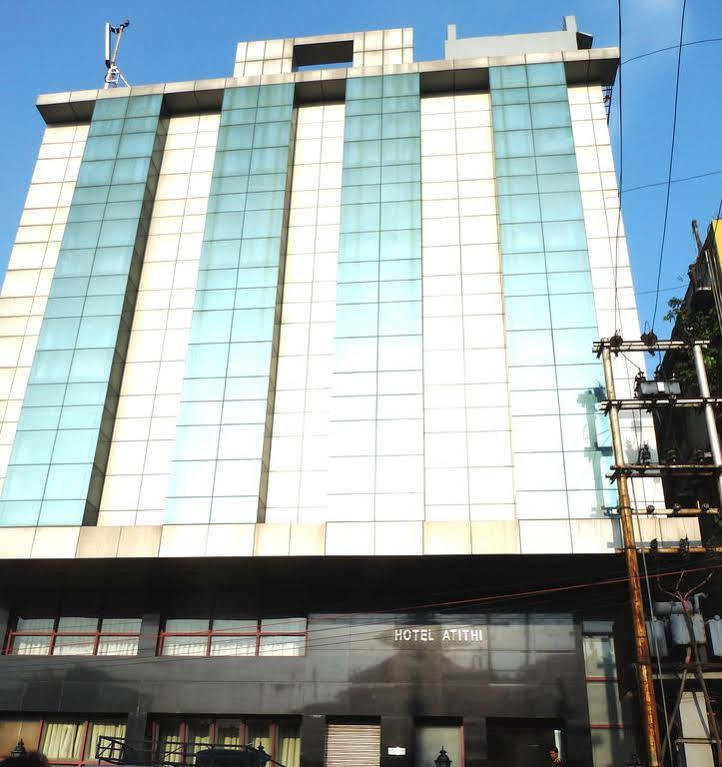Hotel Atithi Guwahati Exteriör bild